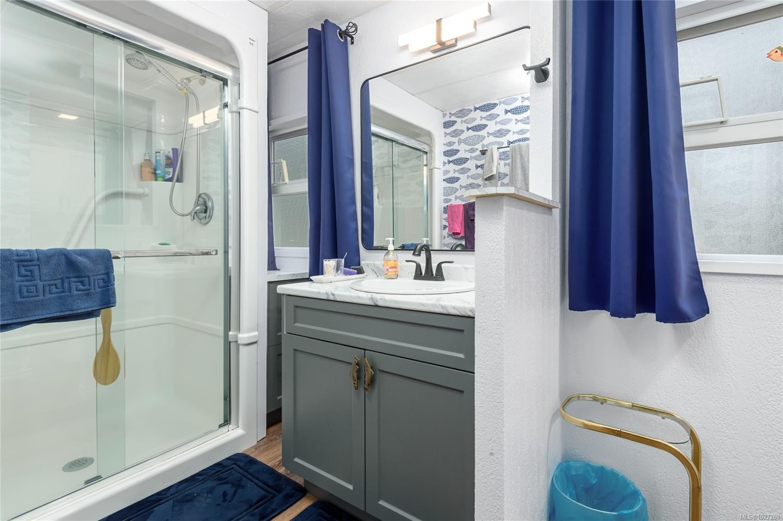 









2700


Woodburn

Rd, 113,
Campbell River,




BC
V9W 4R4

