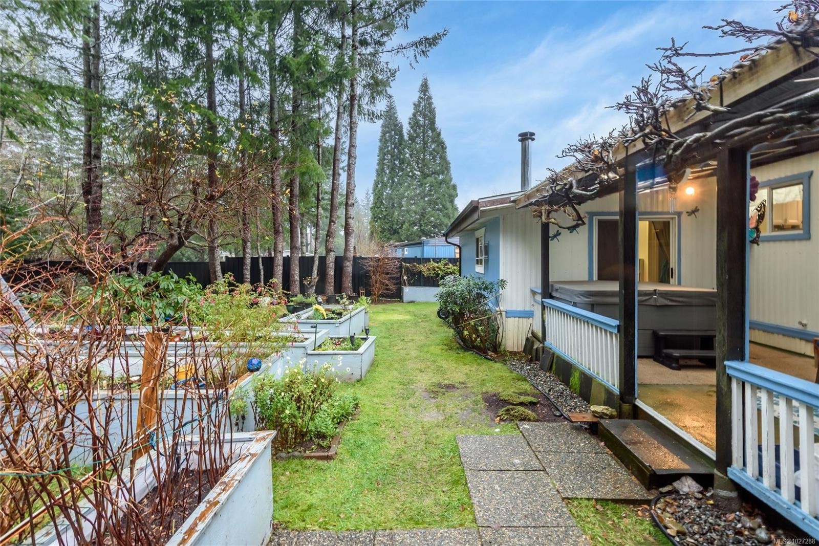 









2700


Woodburn

Rd, 113,
Campbell River,




BC
V9W 4R4

