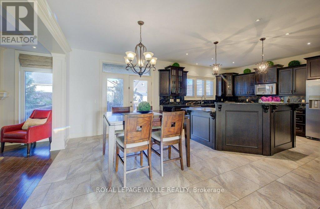 












6379 CHRISTOPHER CRESCENT

,
Niagara Falls,




Ontario
L2H0B3

