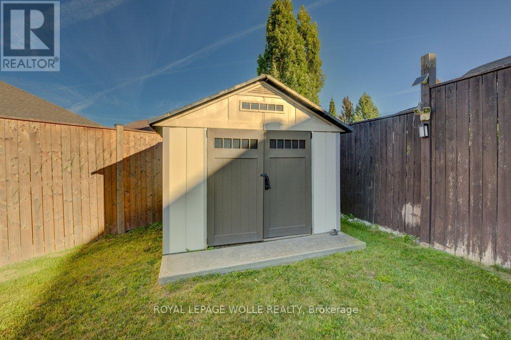 












6379 CHRISTOPHER CRESCENT

,
Niagara Falls,




Ontario
L2H0B3

