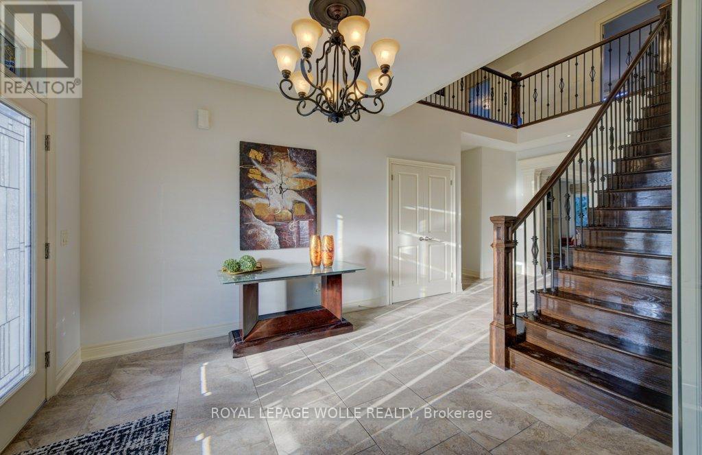 












6379 CHRISTOPHER CRESCENT

,
Niagara Falls,




Ontario
L2H0B3

