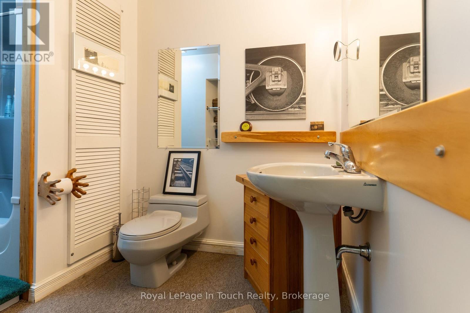 












1878 ISLAND 1040

,
Georgian Bay (Baxter),




Ontario
P0E1E0

