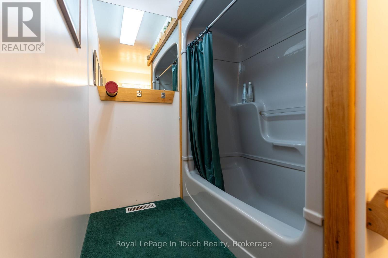 












1878 ISLAND 1040

,
Georgian Bay (Baxter),




Ontario
P0E1E0

