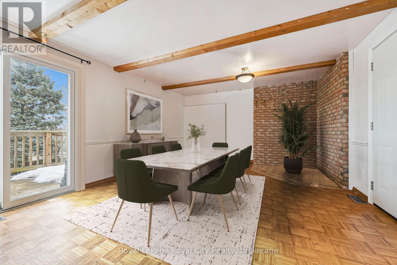 












361 IRONWOOD ROAD

,
Guelph (Kortright West),




Ontario
N1G3P2

