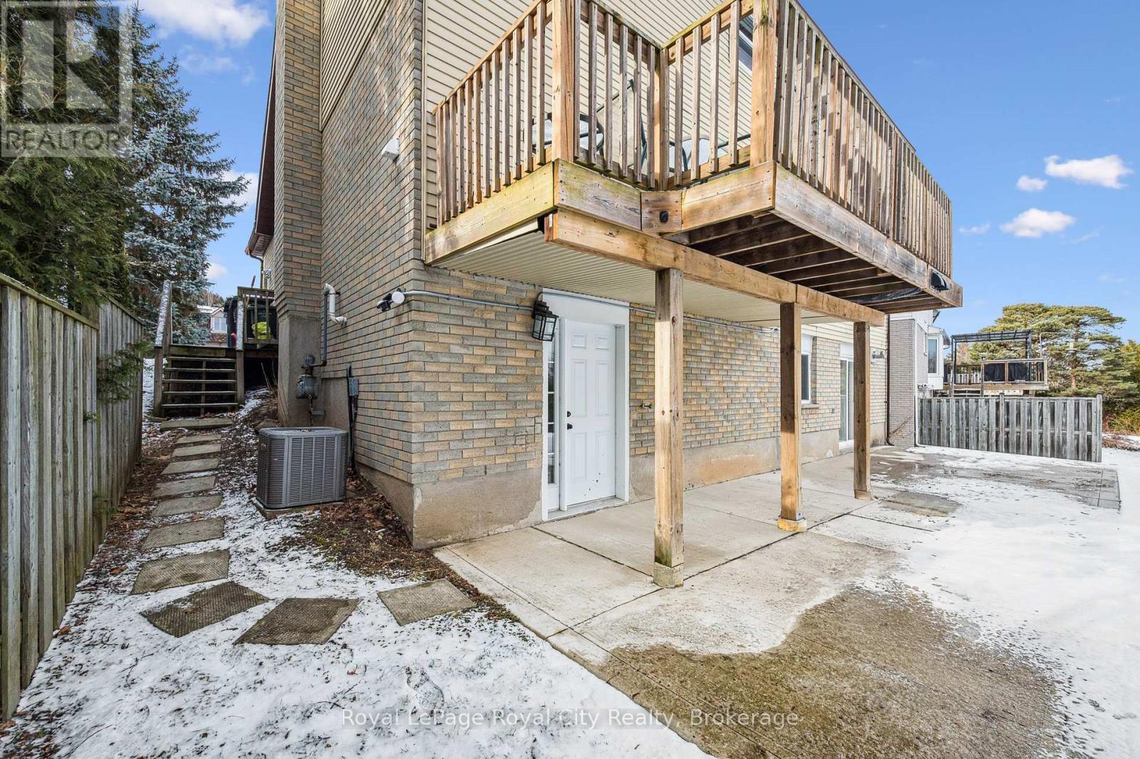 












361 IRONWOOD ROAD

,
Guelph (Kortright West),




Ontario
N1G3P2

