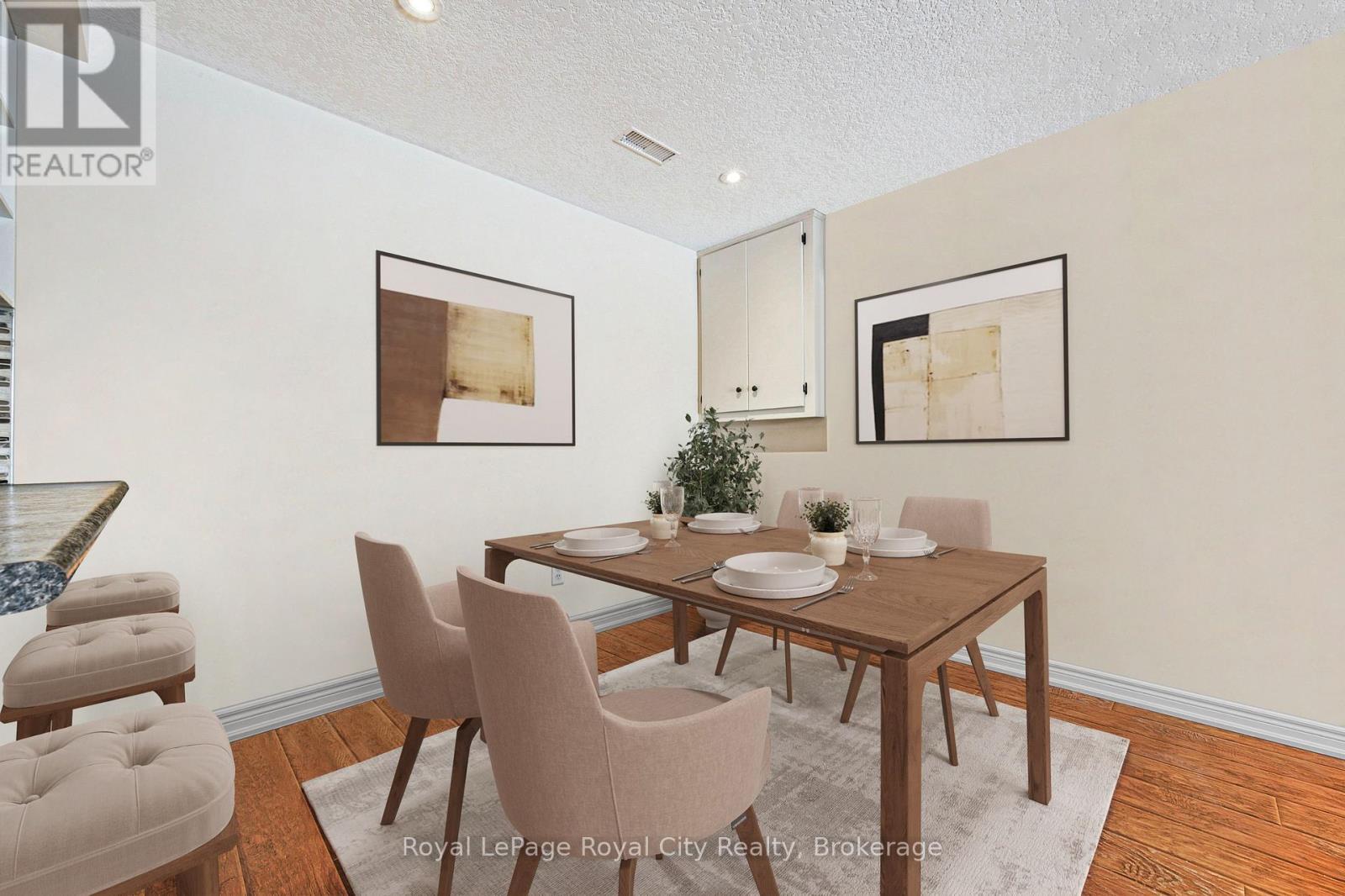 












361 IRONWOOD ROAD

,
Guelph (Kortright West),




Ontario
N1G3P2

