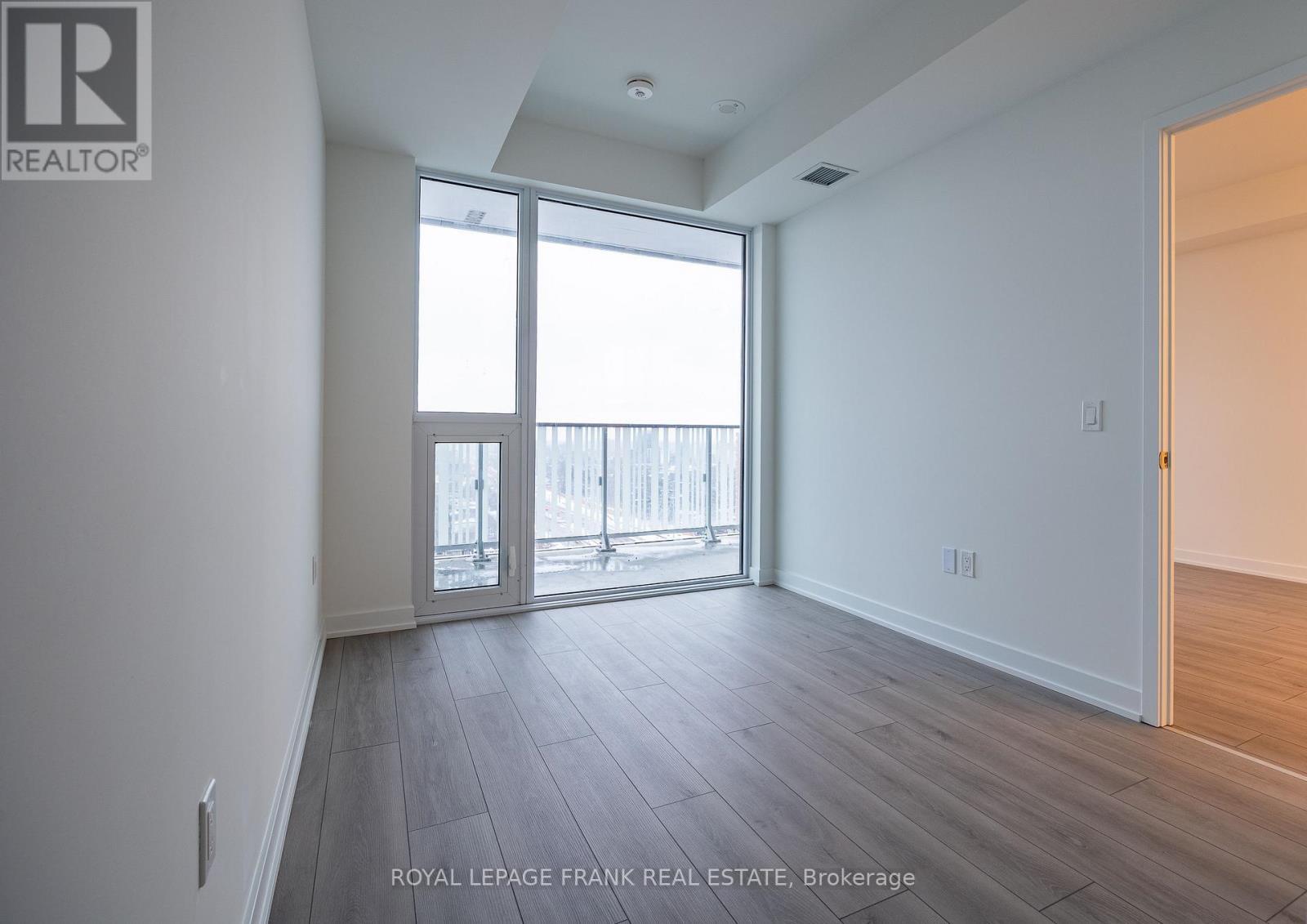 












1213 - 1 FAIRVIEW ROAD

,
Mississauga (Mississauga Valleys),




Ontario
L5A4C6

