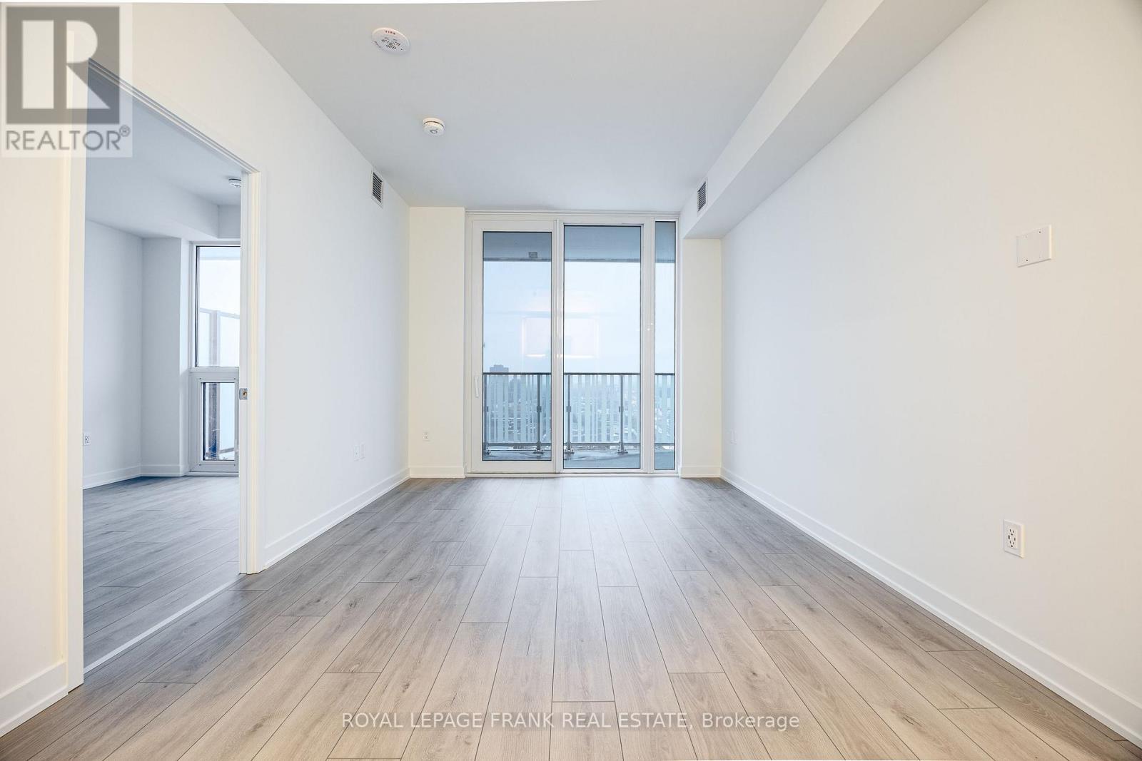 












1213 - 1 FAIRVIEW ROAD

,
Mississauga (Mississauga Valleys),




Ontario
L5A4C6

