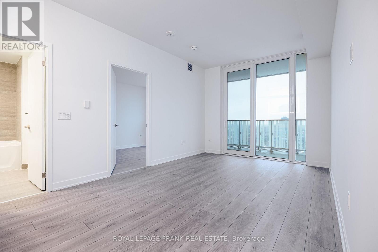 












1213 - 1 FAIRVIEW ROAD

,
Mississauga (Mississauga Valleys),




Ontario
L5A4C6

