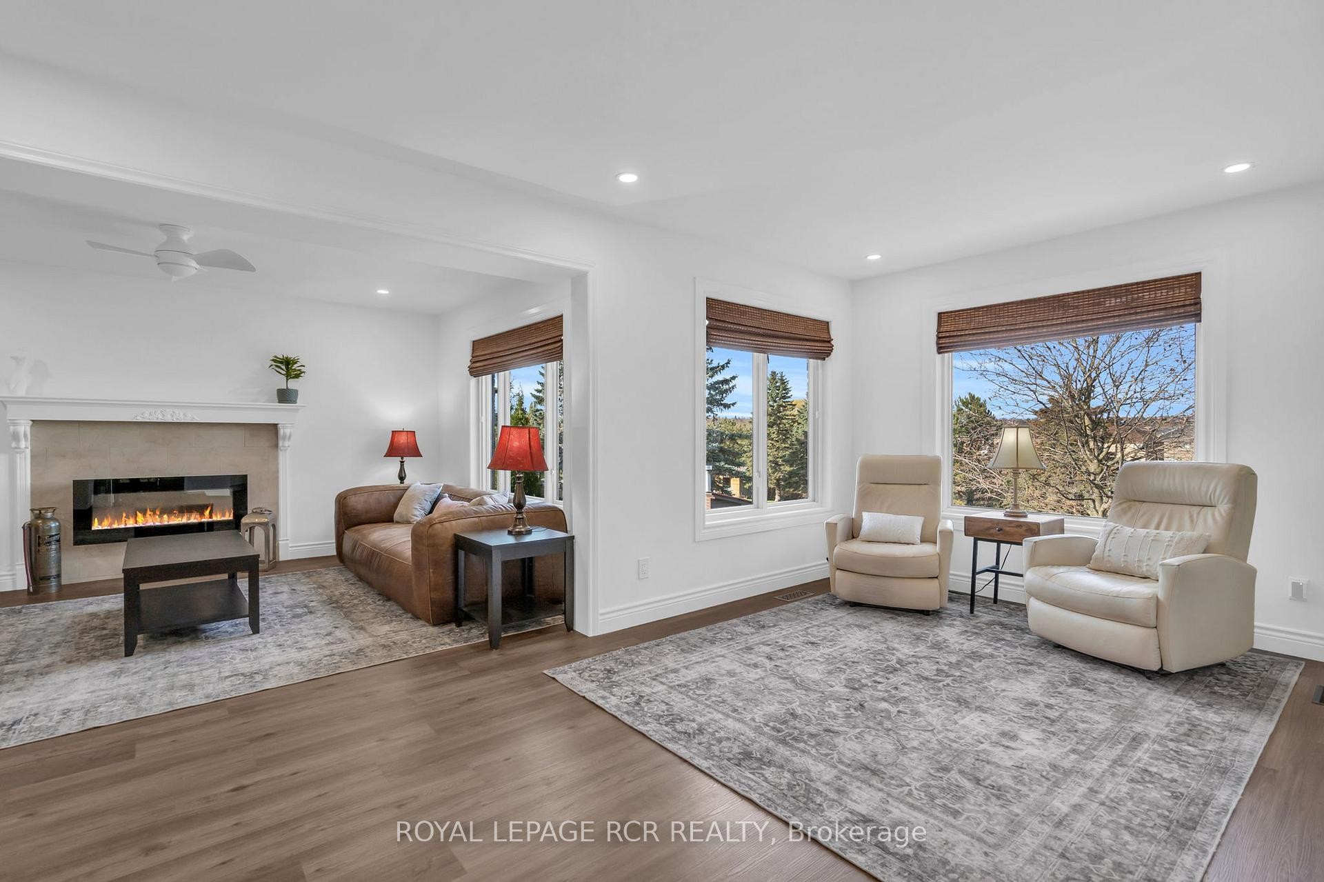 









11


Golfview

Boulevard,
Bradford West Gwillimbury,




ON
L3Z 3Z1

