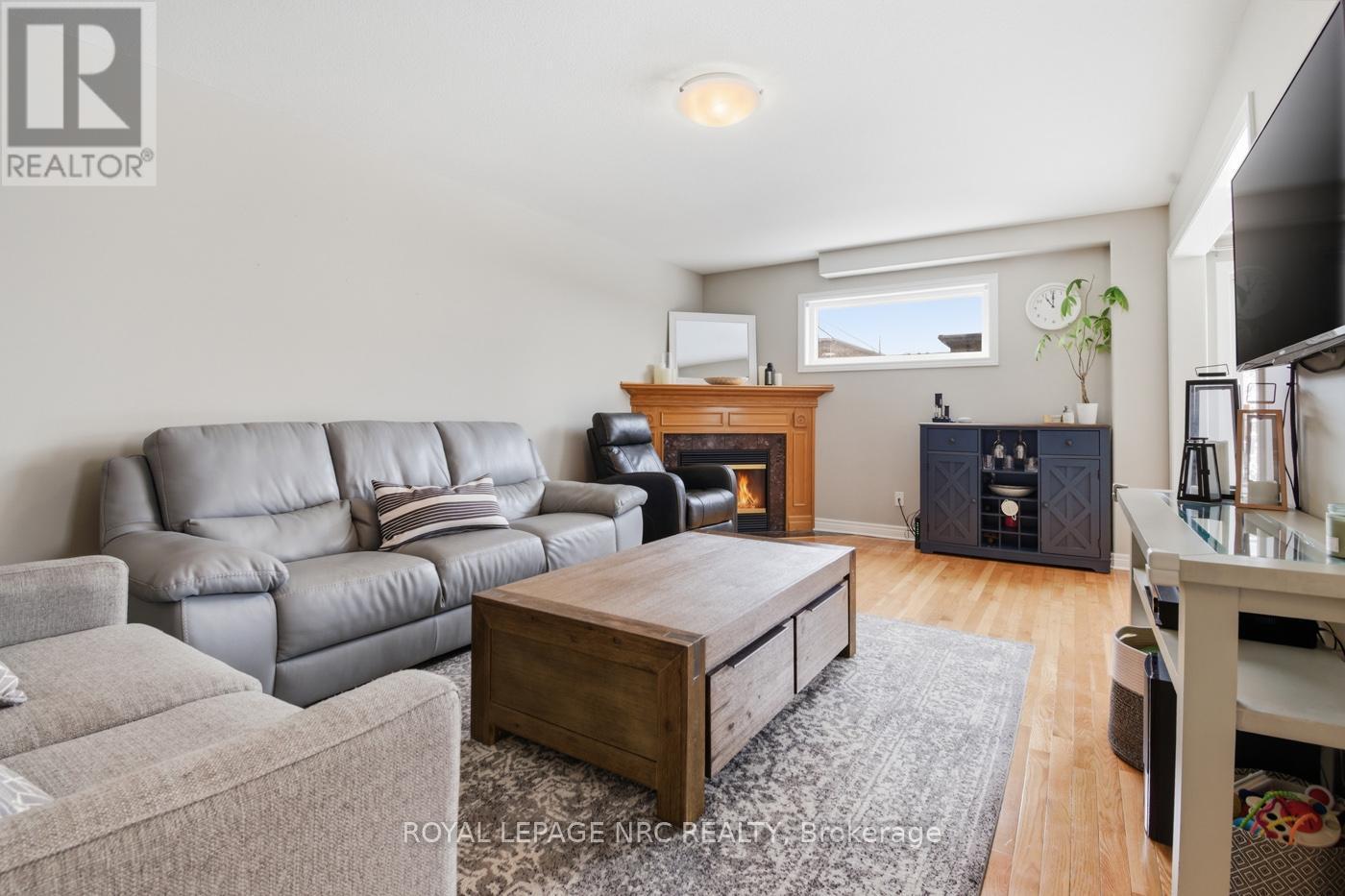 












5245 WHITE DOVE PARKWAY

,
Niagara Falls (Ascot),




Ontario
L2H3M5

