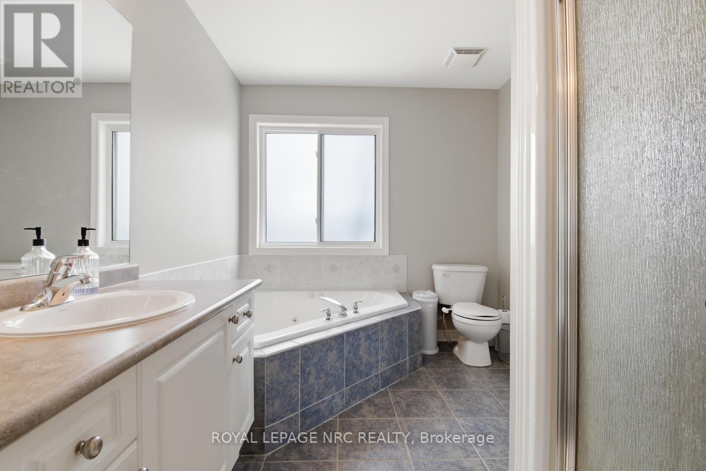 












5245 WHITE DOVE PARKWAY

,
Niagara Falls (Ascot),




Ontario
L2H3M5

