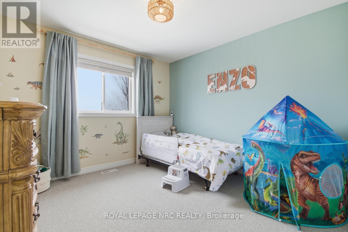 












5245 WHITE DOVE PARKWAY

,
Niagara Falls (Ascot),




Ontario
L2H3M5

