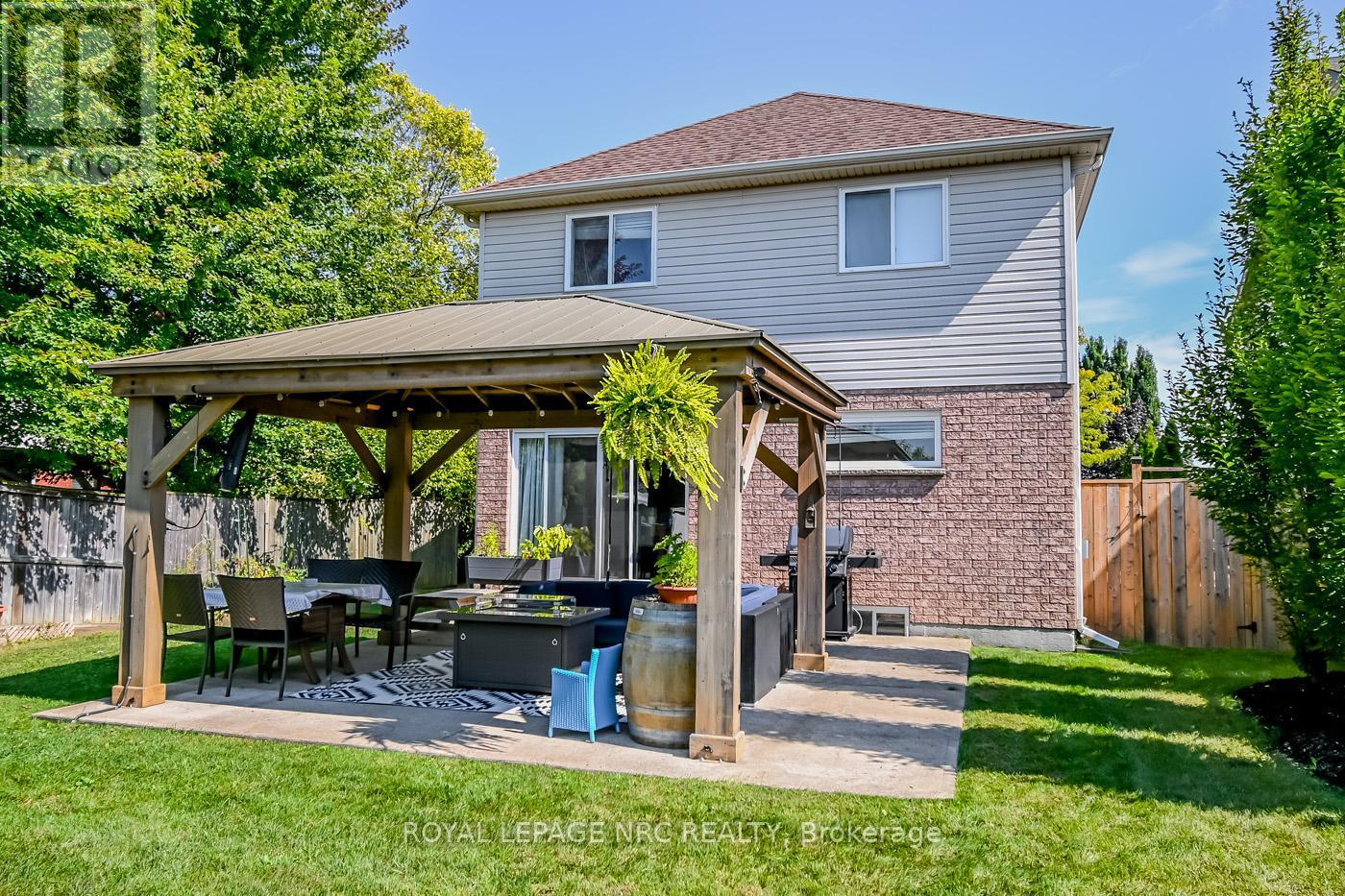 












5245 WHITE DOVE PARKWAY

,
Niagara Falls (Ascot),




Ontario
L2H3M5

