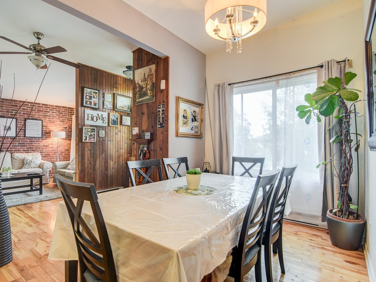 









257


Rue Albert

,
Châteauguay,




QC
J6K2K5

