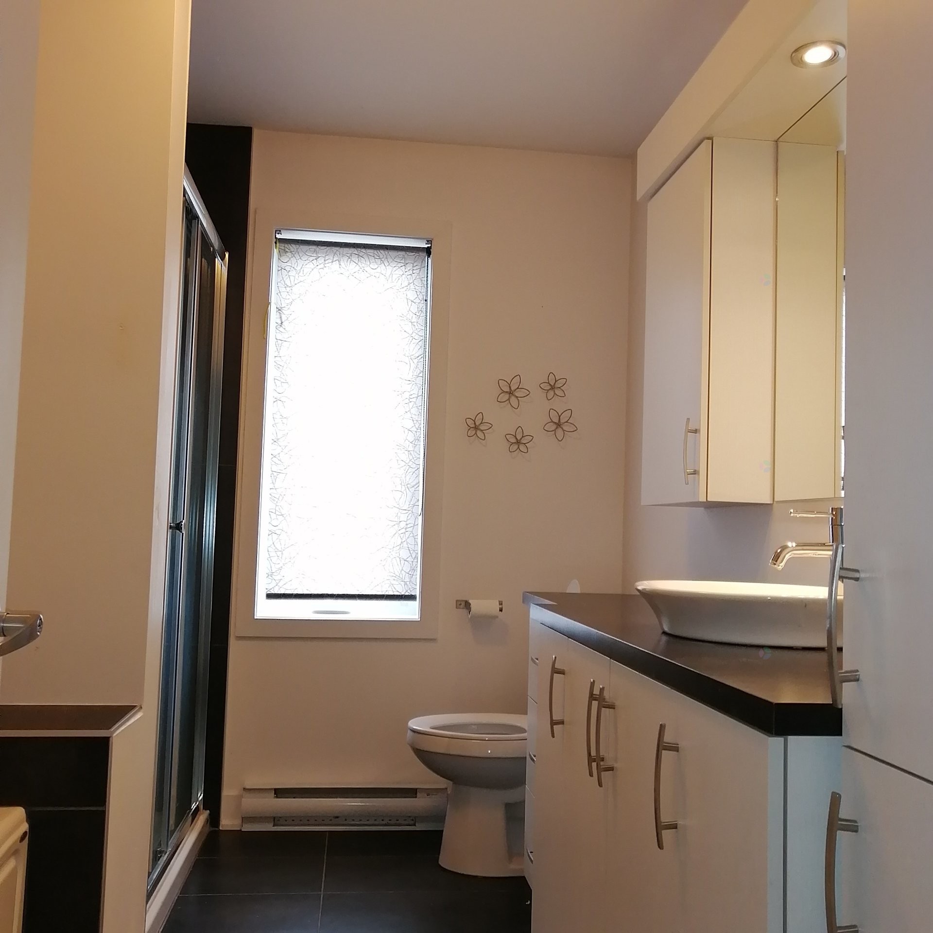 









203


Rue St-Eugène

, 1,
Salaberry-de-Valleyfield,




QC
J6S2G9

