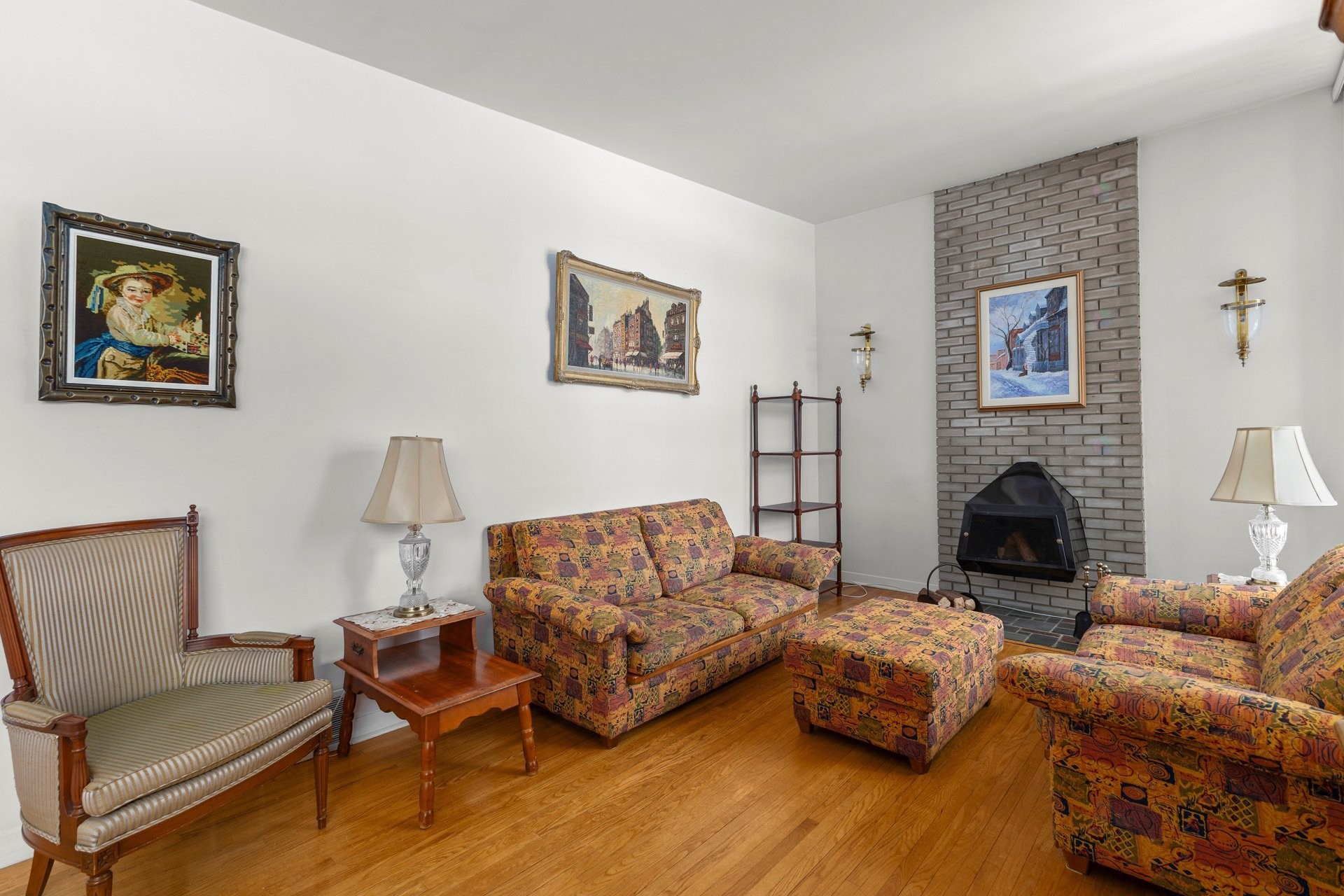 









109


Rue du Général-Brock

,
Montréal (Pierrefonds-Roxboro),




QC
H8Y1H9

