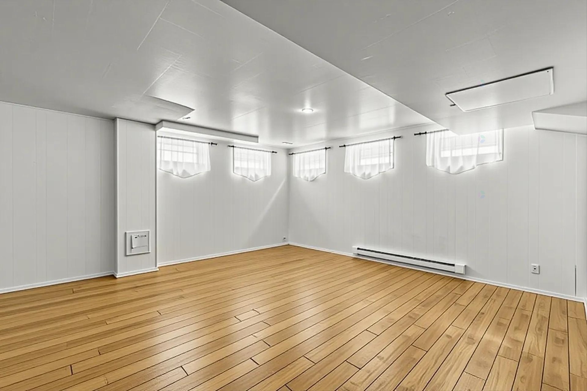 









109


Rue du Général-Brock

,
Montréal (Pierrefonds-Roxboro),




QC
H8Y1H9

