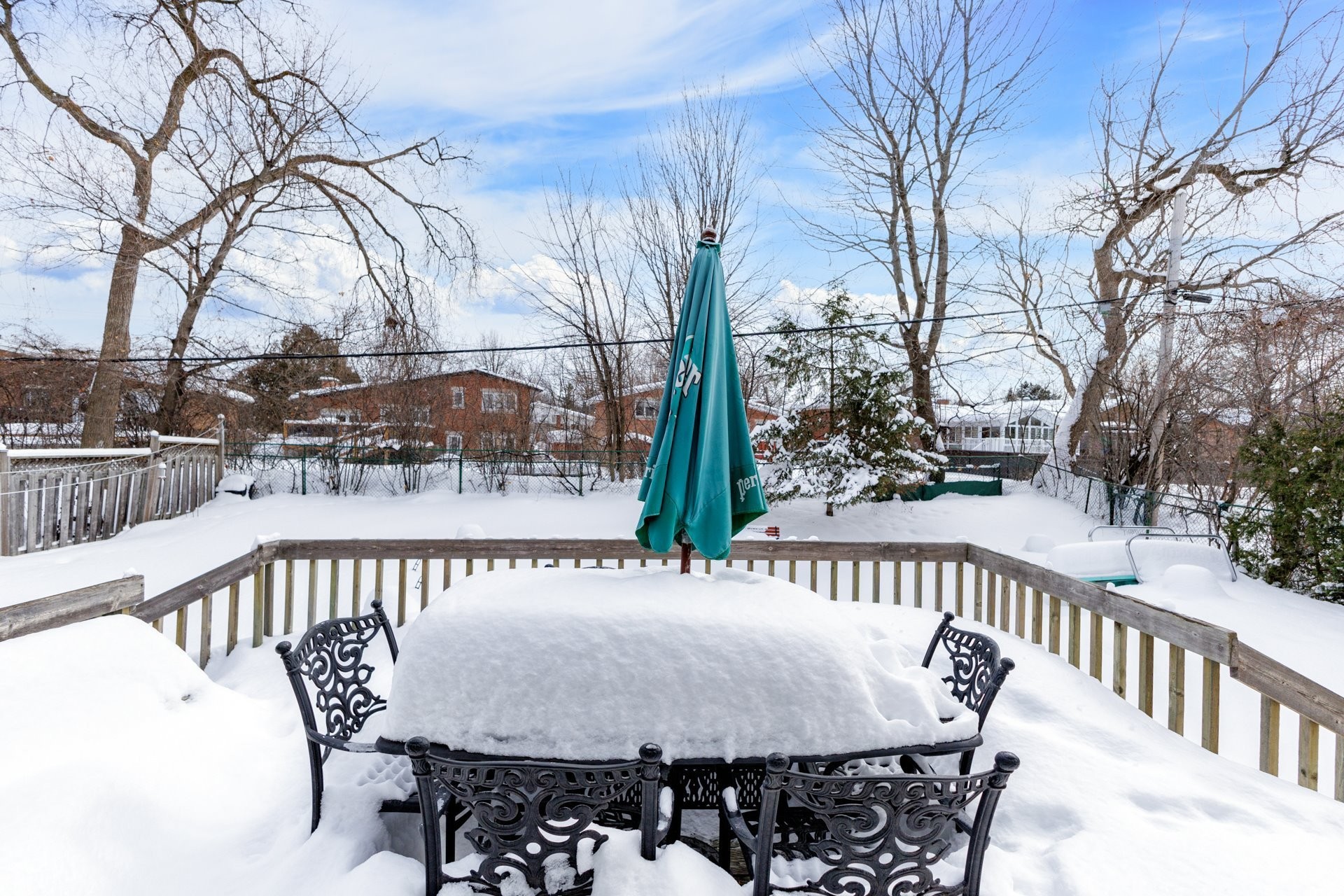 









109


Rue du Général-Brock

,
Montréal (Pierrefonds-Roxboro),




QC
H8Y1H9

