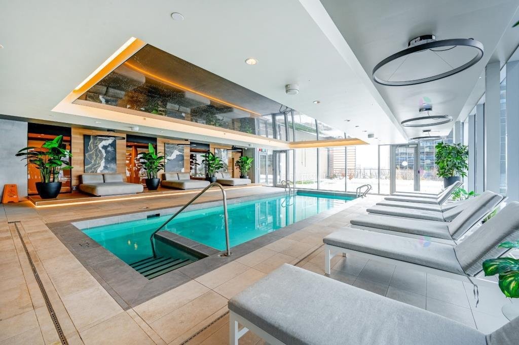 









720


Rue St-Jacques

, 3802,
Montréal (Ville-Marie),




QC
H2Y2H6

