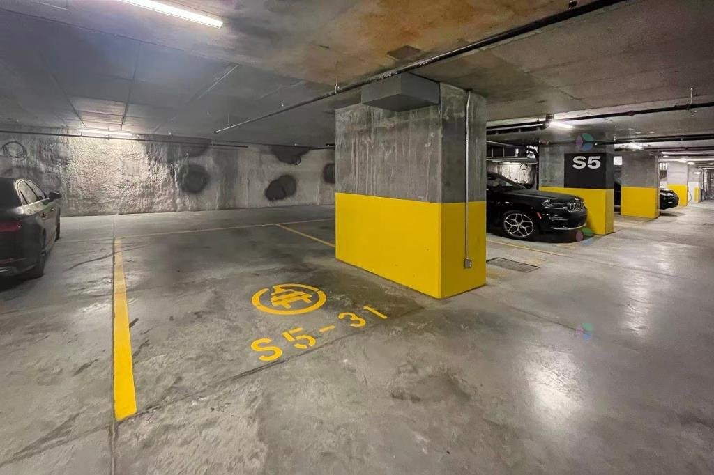 









720


Rue St-Jacques

, 3802,
Montréal (Ville-Marie),




QC
H2Y2H6

