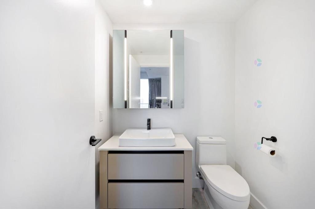 









720


Rue St-Jacques

, 3802,
Montréal (Ville-Marie),




QC
H2Y2H6

