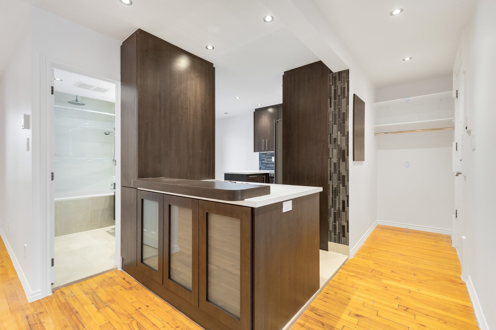 









6585


Rue Garnier

, 3,
Montréal (Rosemont/La Petite-Patrie),




QC
H2G3A2

