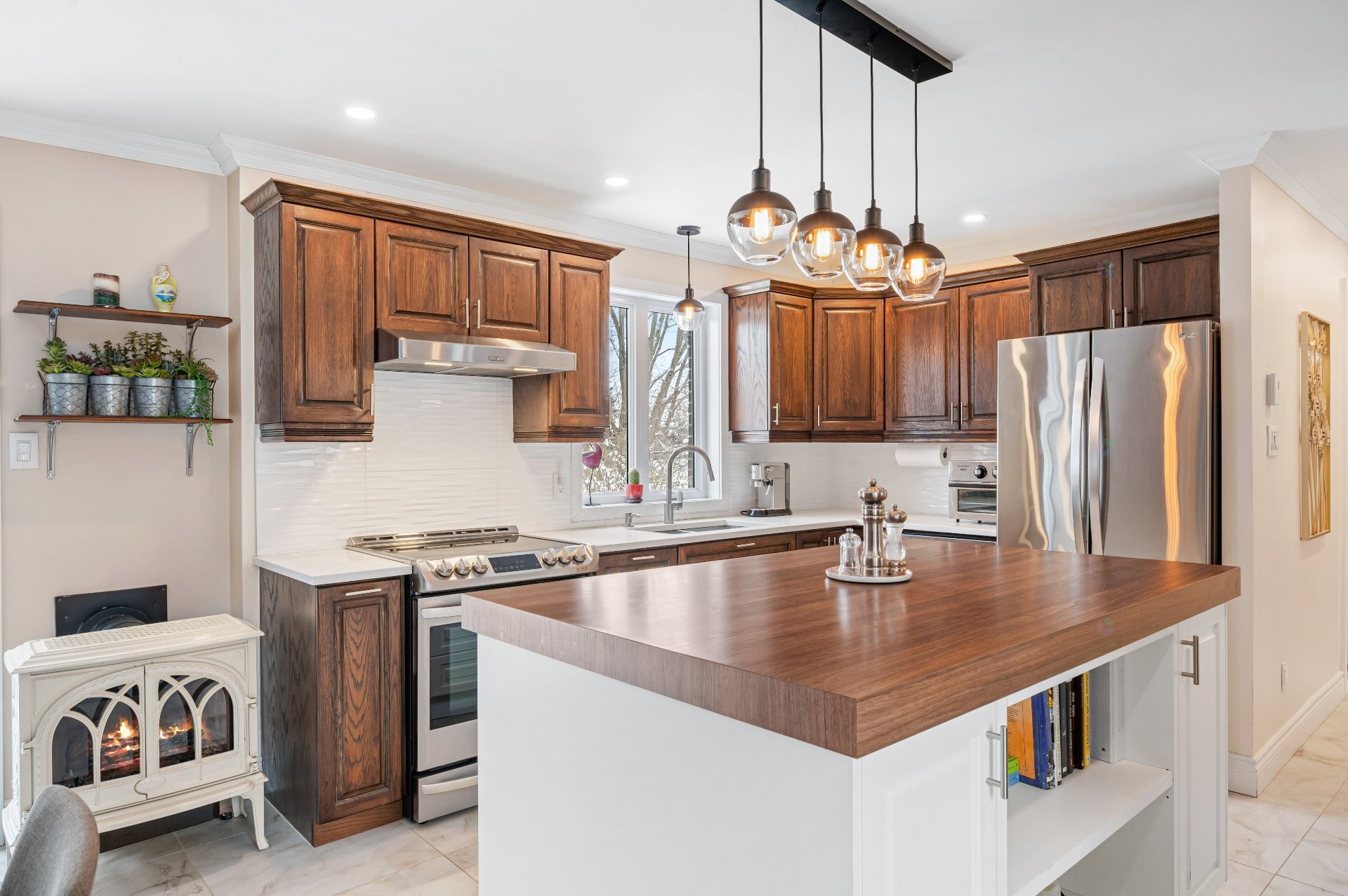 









110


Rue Therrien

,
Saint-Mathieu-de-Beloeil,




QC
J3G0E8

