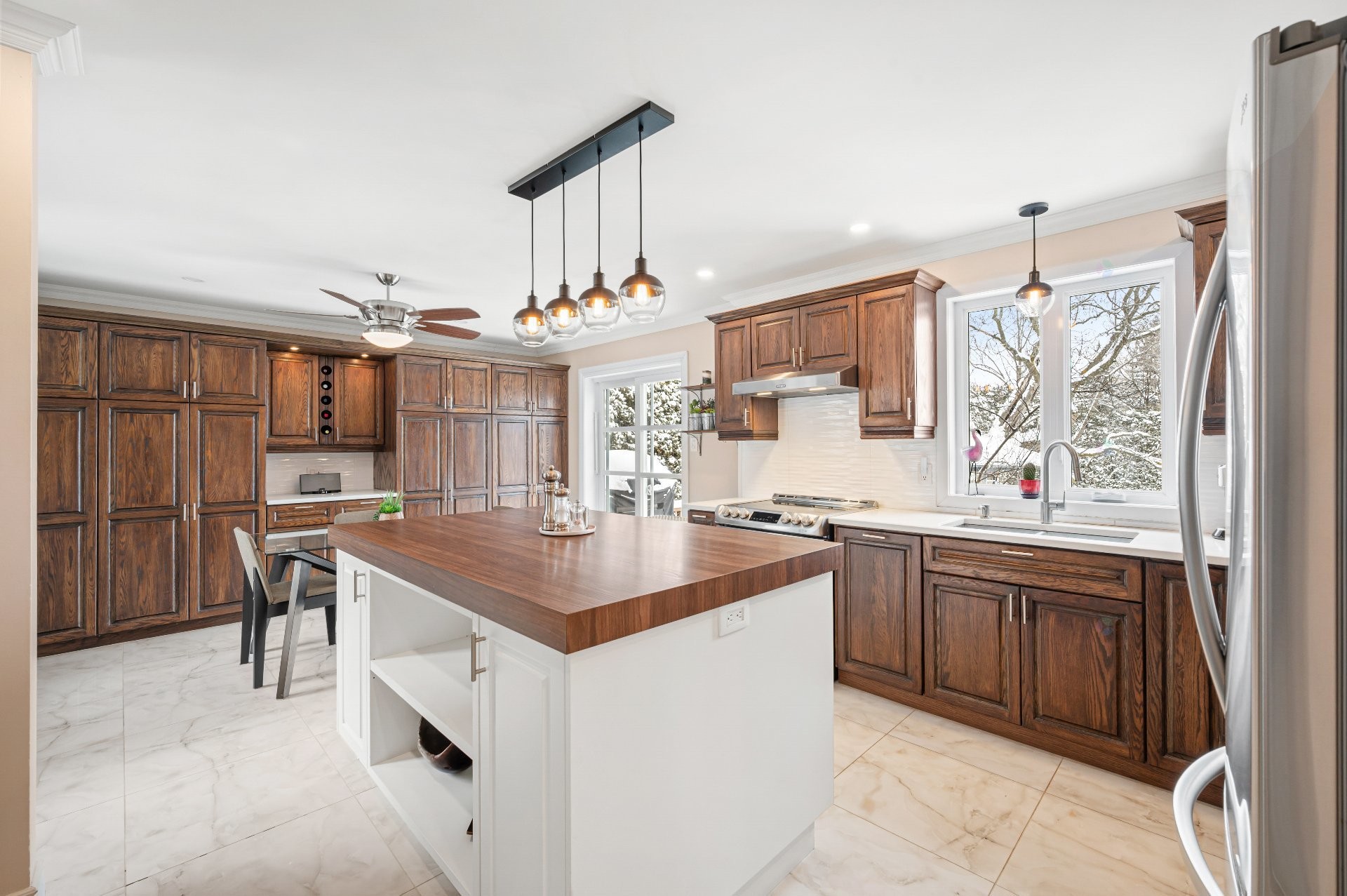 









110


Rue Therrien

,
Saint-Mathieu-de-Beloeil,




QC
J3G0E8

