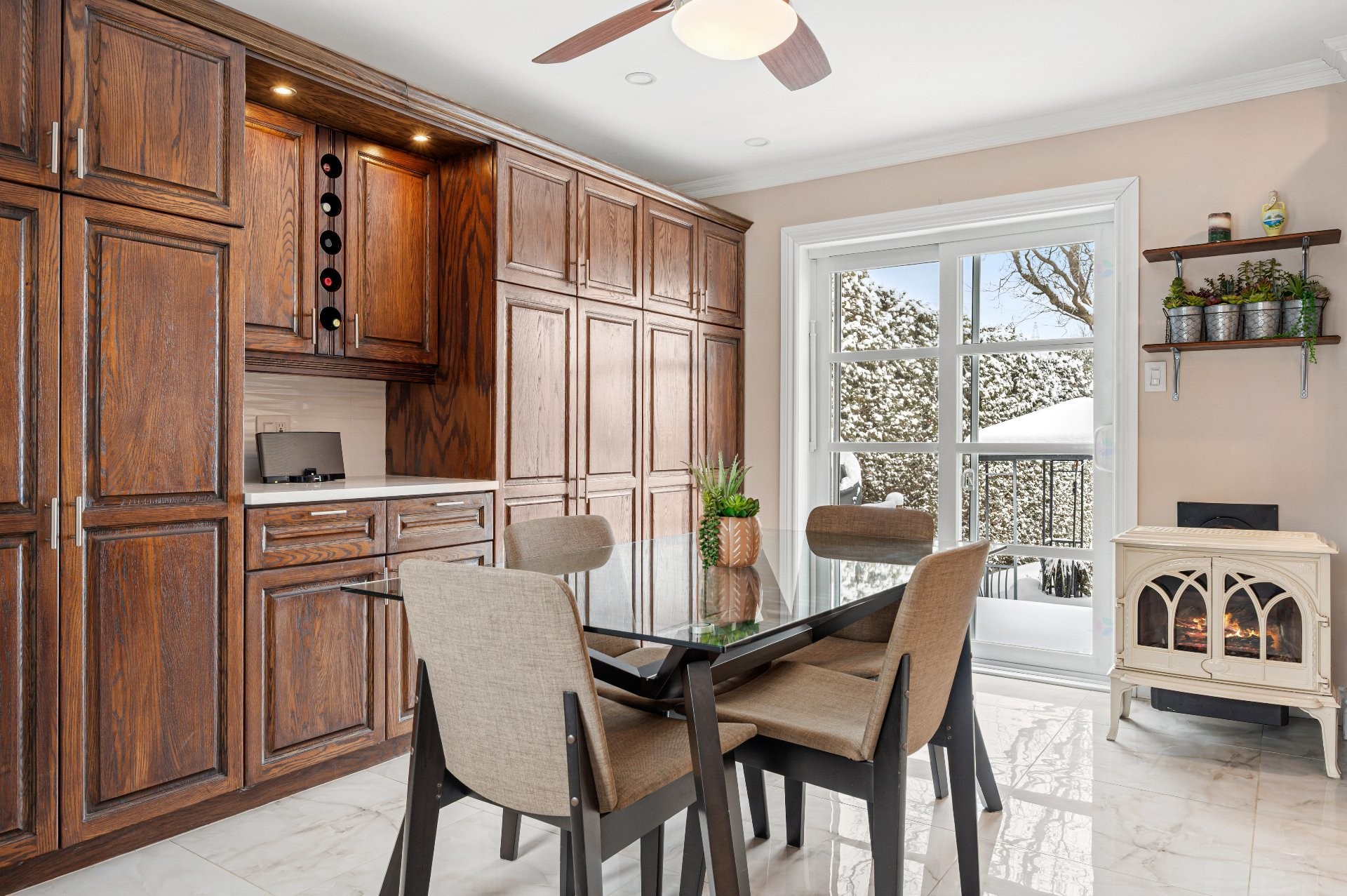 









110


Rue Therrien

,
Saint-Mathieu-de-Beloeil,




QC
J3G0E8

