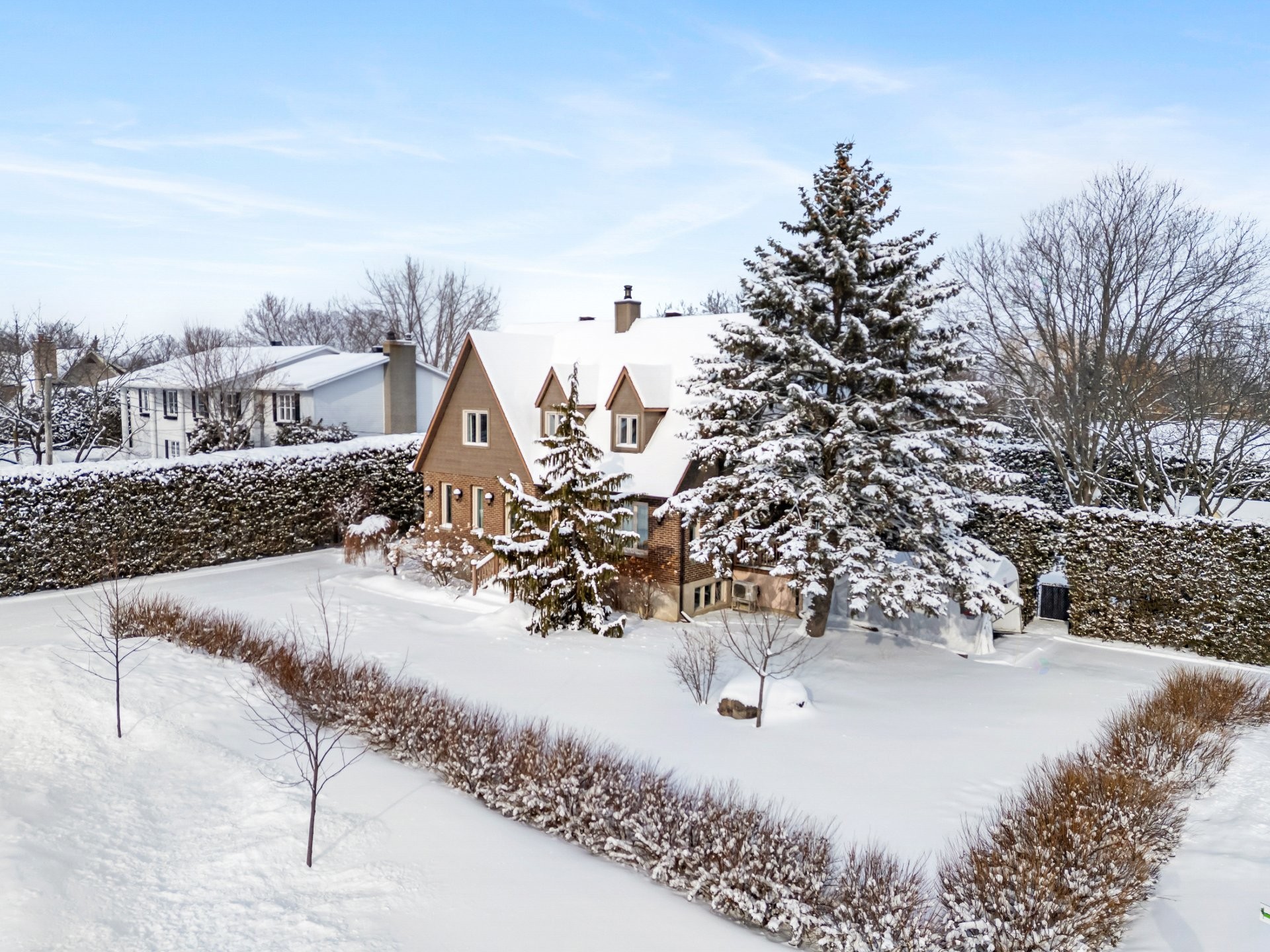 









110


Rue Therrien

,
Saint-Mathieu-de-Beloeil,




QC
J3G0E8


