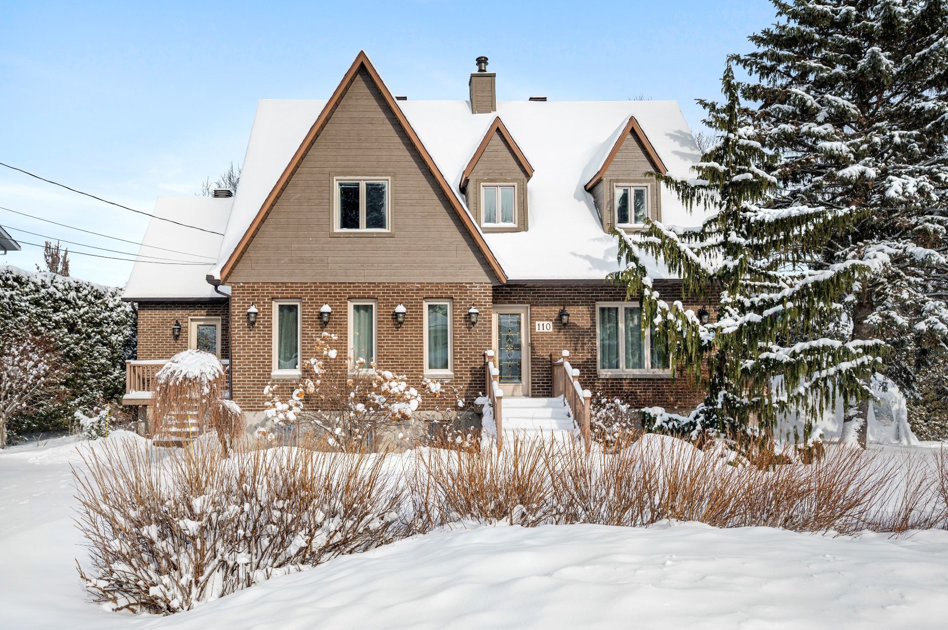 









110


Rue Therrien

,
Saint-Mathieu-de-Beloeil,




QC
J3G0E8


