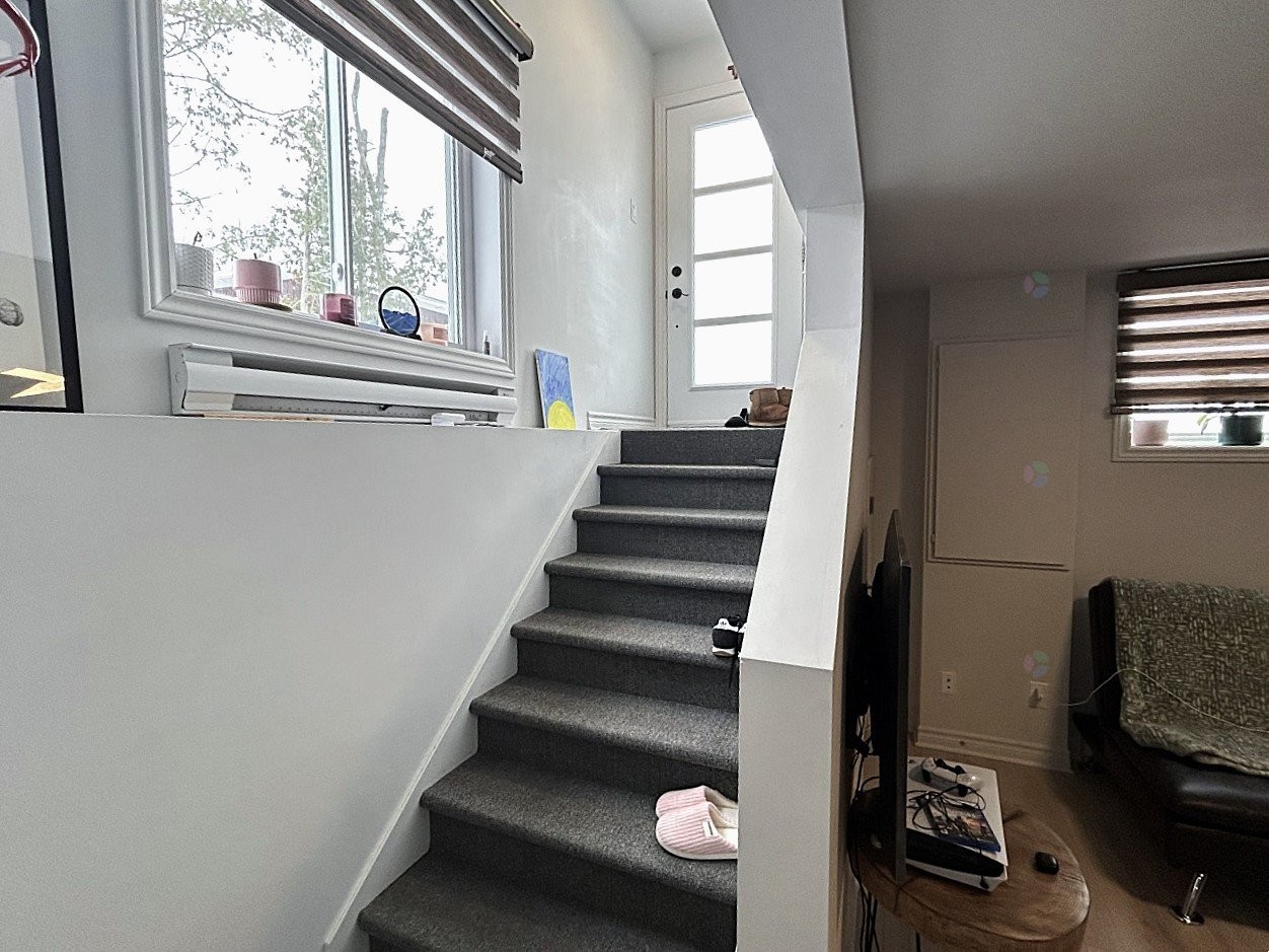 









58

 - 58A


11e Avenue

,
Sainte-Marthe-sur-le-Lac,




QC
J0N1P0

