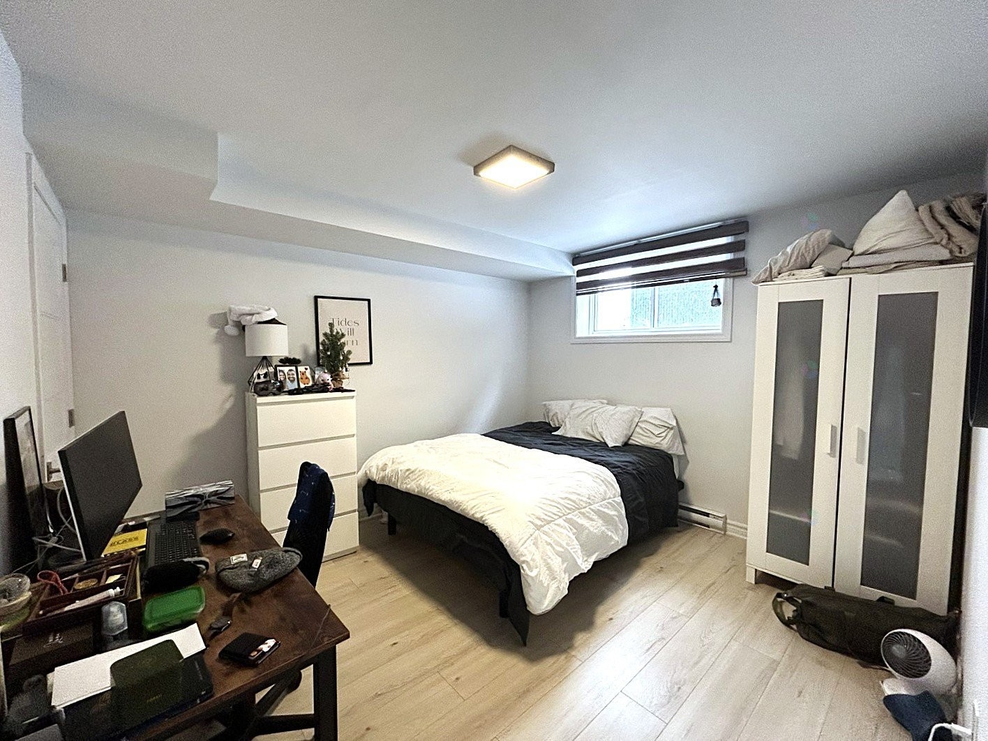 









58

 - 58A


11e Avenue

,
Sainte-Marthe-sur-le-Lac,




QC
J0N1P0

