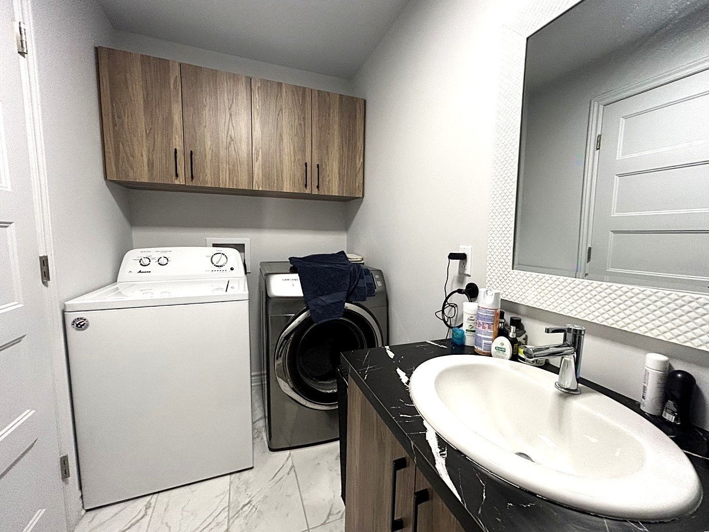 









58

 - 58A


11e Avenue

,
Sainte-Marthe-sur-le-Lac,




QC
J0N1P0

