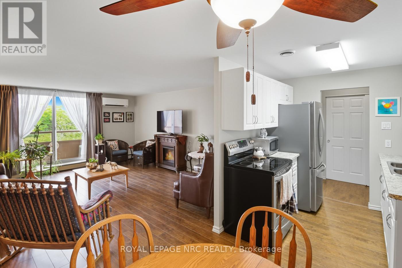 












505 - 264 GRANTHAM AVENUE

,
St. Catharines (Carlton/Bunting),




Ontario
L2M5B5

