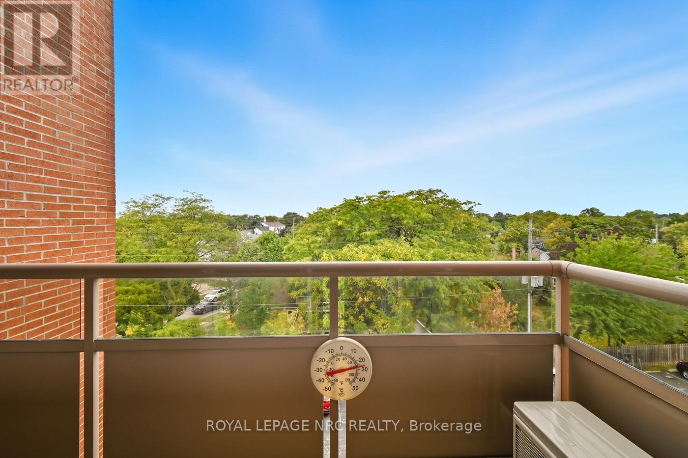 












505 - 264 GRANTHAM AVENUE

,
St. Catharines (Carlton/Bunting),




Ontario
L2M5B5

