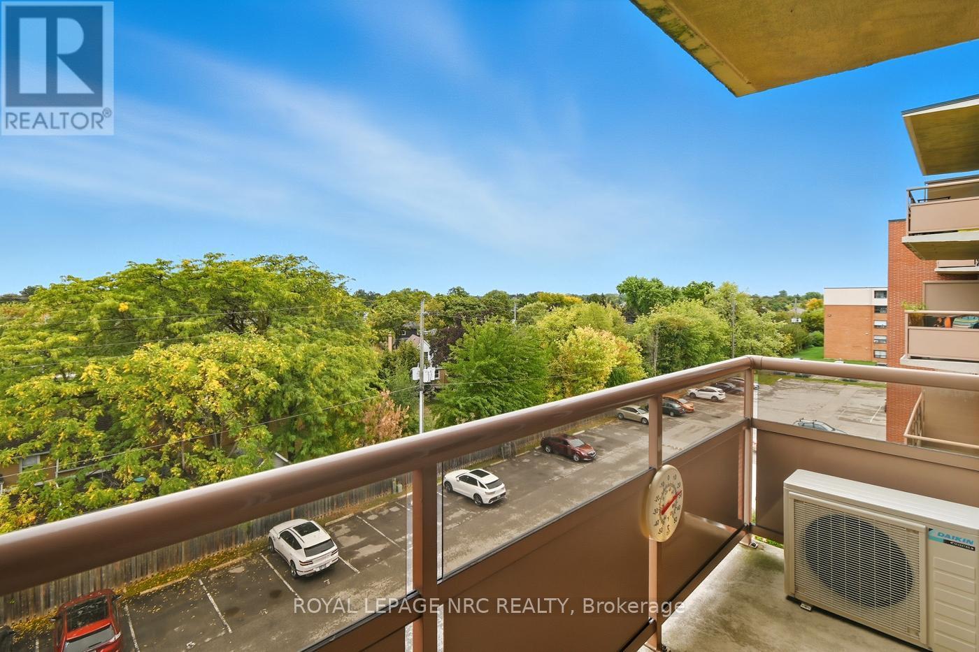 












505 - 264 GRANTHAM AVENUE

,
St. Catharines (Carlton/Bunting),




Ontario
L2M5B5

