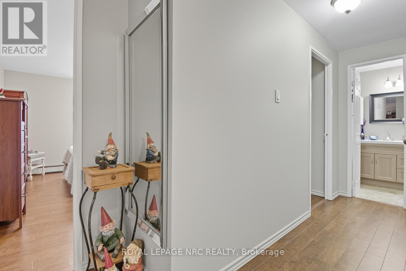 












505 - 264 GRANTHAM AVENUE

,
St. Catharines (Carlton/Bunting),




Ontario
L2M5B5

