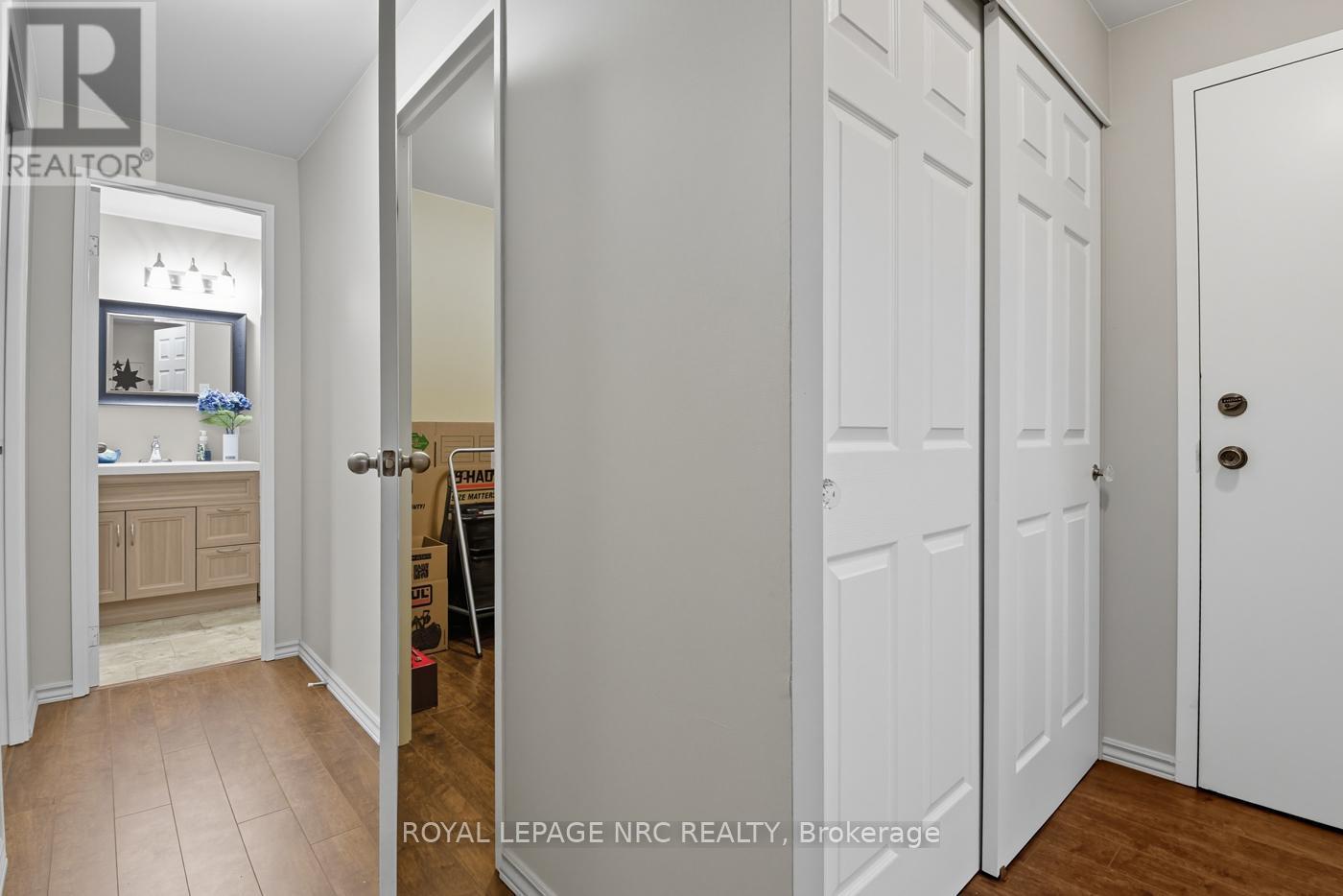 












505 - 264 GRANTHAM AVENUE

,
St. Catharines (Carlton/Bunting),




Ontario
L2M5B5

