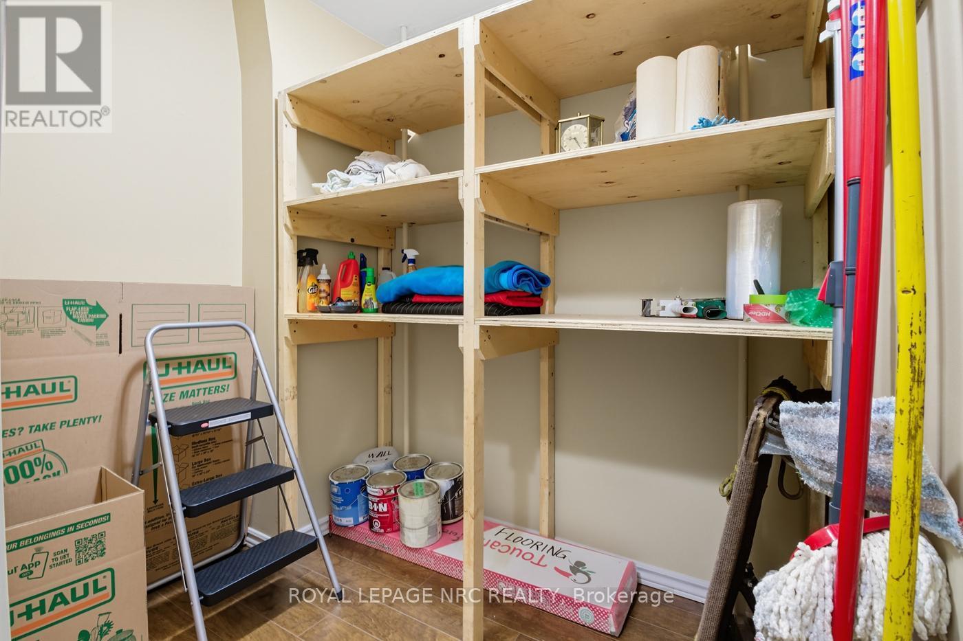 












505 - 264 GRANTHAM AVENUE

,
St. Catharines (Carlton/Bunting),




Ontario
L2M5B5

