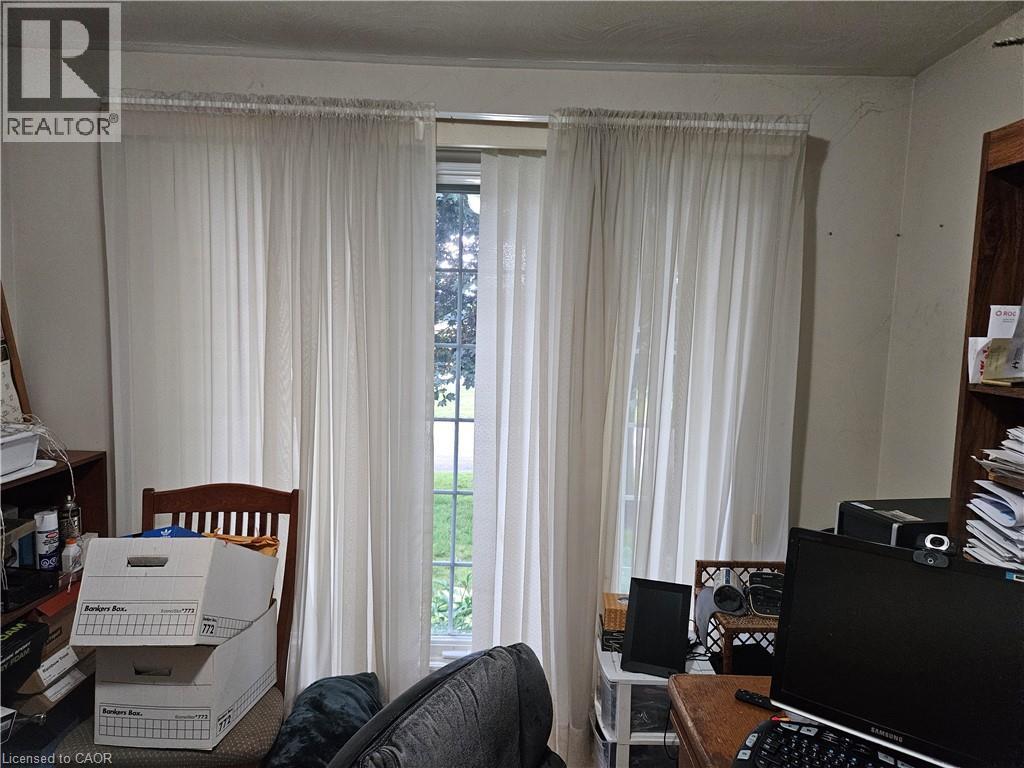 












74 WILSON Avenue Unit# 7

,
Delhi,




Ontario
N4B3E7

