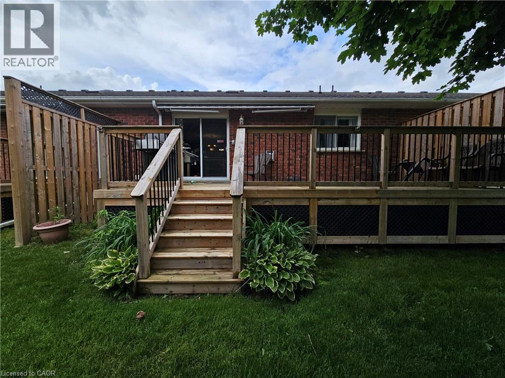 












74 WILSON Avenue Unit# 7

,
Delhi,




Ontario
N4B3E7

