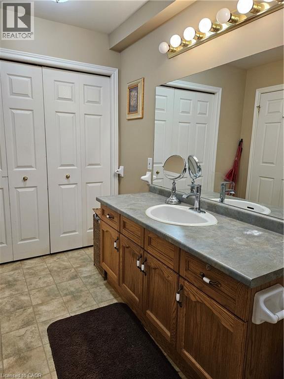 












74 WILSON Avenue Unit# 7

,
Delhi,




Ontario
N4B3E7

