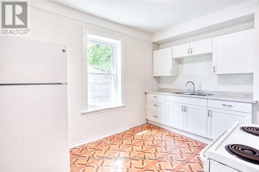 












2712 UPPER JAMES STREET

,
Hamilton,




Ontario
L0R1W0

