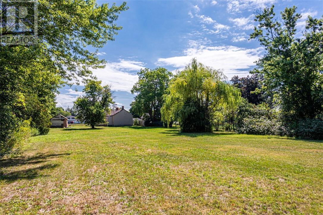 












2712 UPPER JAMES STREET

,
Hamilton,




Ontario
L0R1W0

