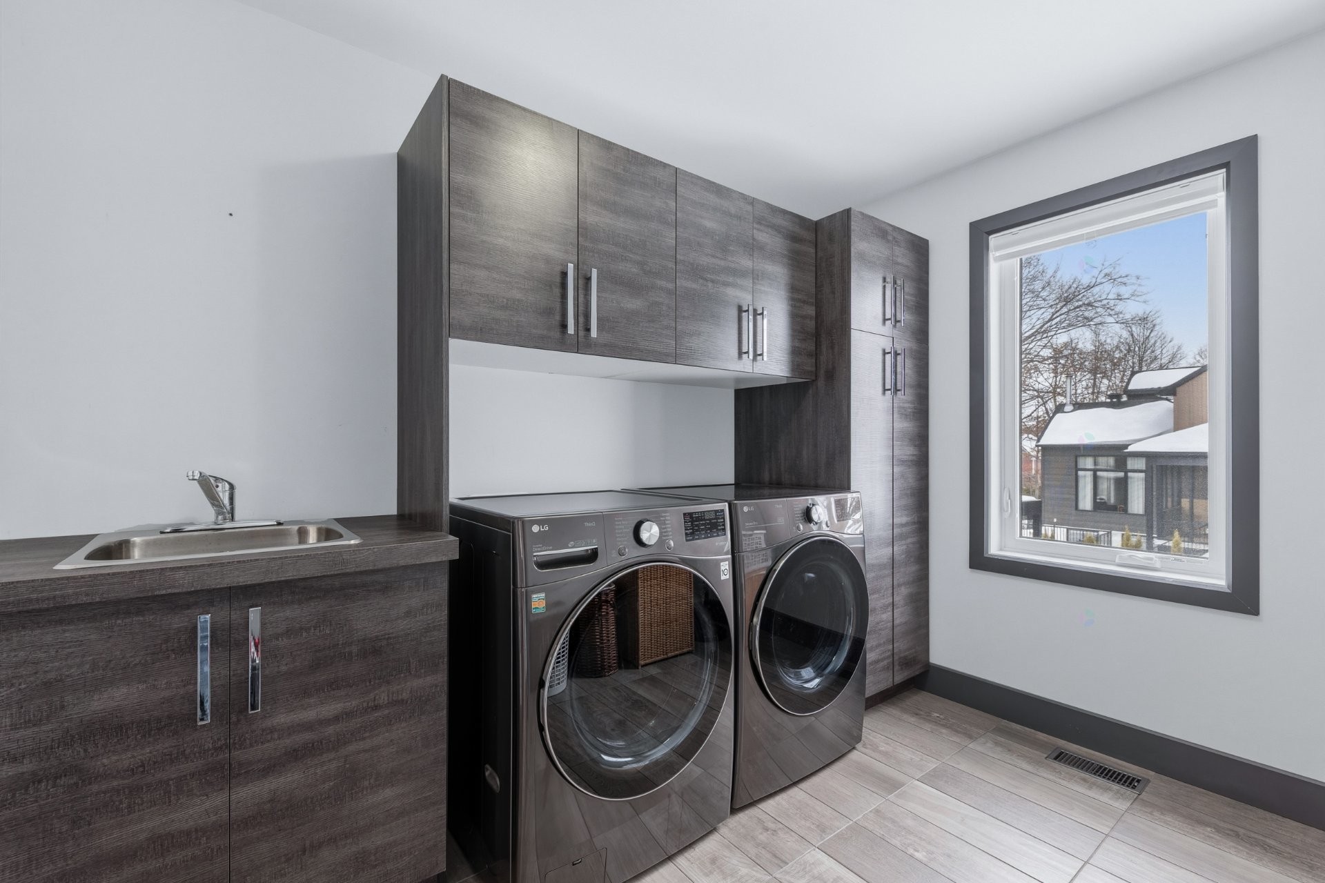 









116


Rue Gérard-Brunet

,
Saint-Jean-sur-Richelieu,




QC
J2W2B1

