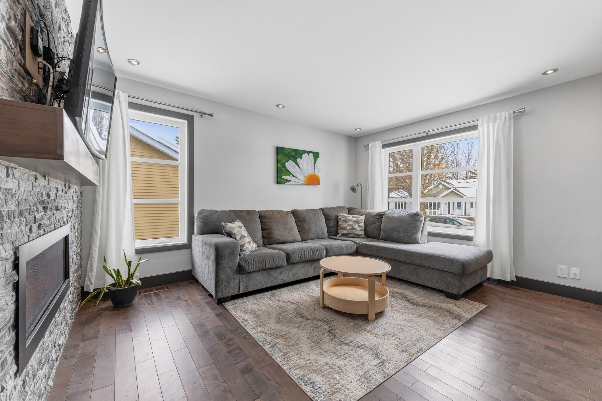 









116


Rue Gérard-Brunet

,
Saint-Jean-sur-Richelieu,




QC
J2W2B1

