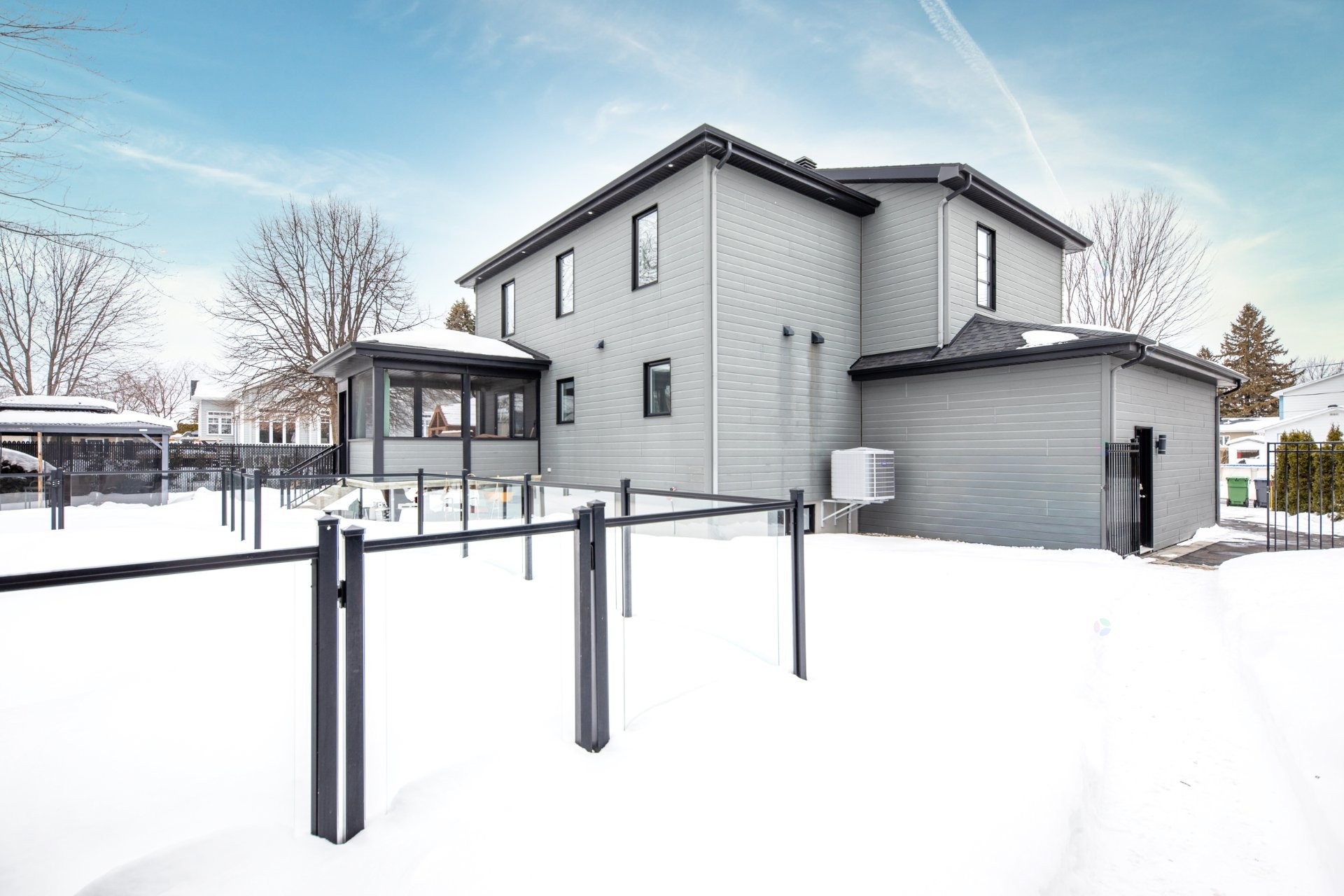 









116


Rue Gérard-Brunet

,
Saint-Jean-sur-Richelieu,




QC
J2W2B1

