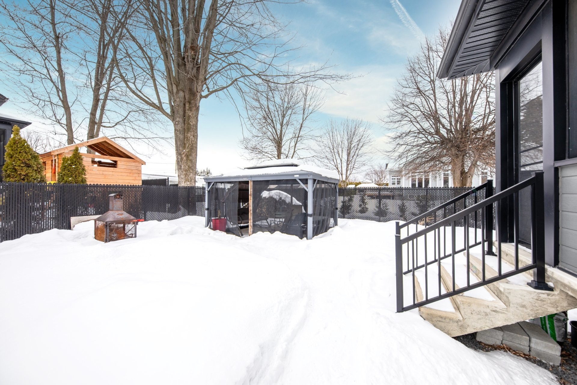 









116


Rue Gérard-Brunet

,
Saint-Jean-sur-Richelieu,




QC
J2W2B1

